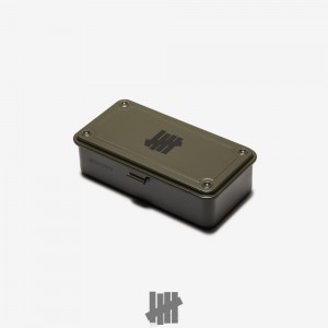 Undefeated Undftd UNDEFEATED X TOYO STEEL TOOLBOX Other Olivgrün | OWYZH-8526