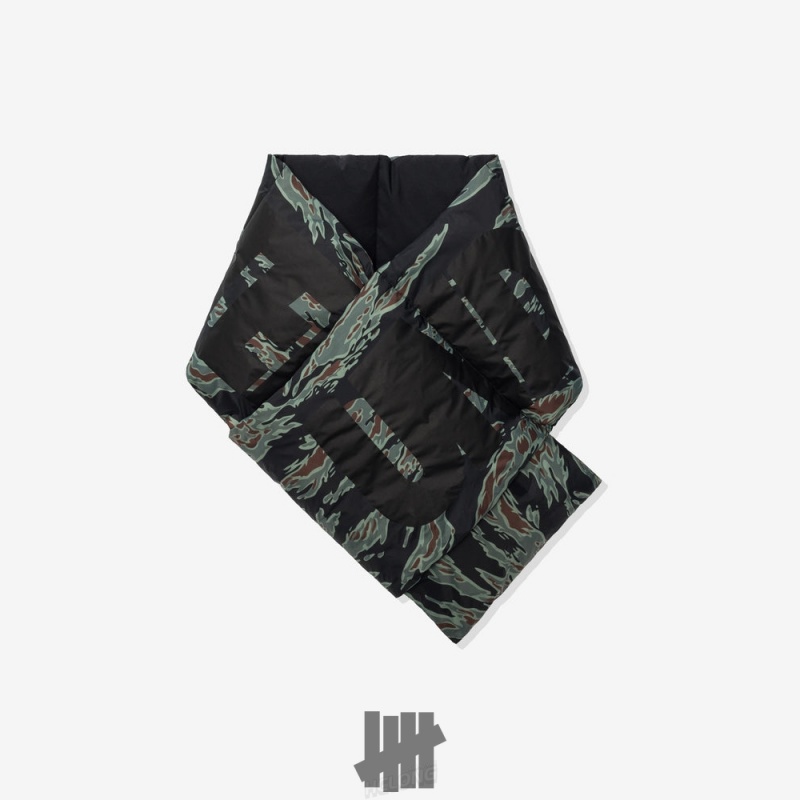 Undefeated Undftd UNDEFEATED REVERSIBLE DOWN MUFFLER Other Camouflage | HCQUF-3195