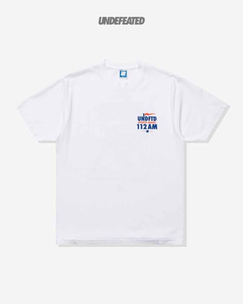 Undefeated Undftd UNDEFEATED SPORTS RADIO S/S TEE Tees Weiß | AHKIL-1640