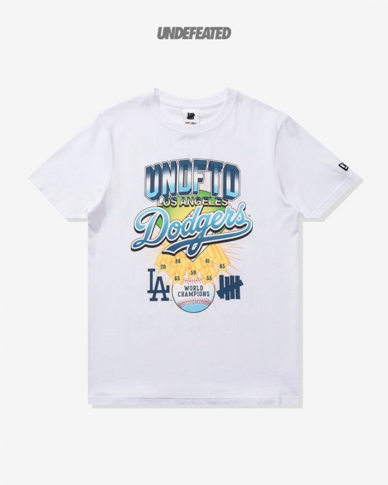 Undefeated Undftd UNDEFEATED X LA DODGERS NEW ERA CHAMPIONS TEE Tees Weiß | DHIOS-6759