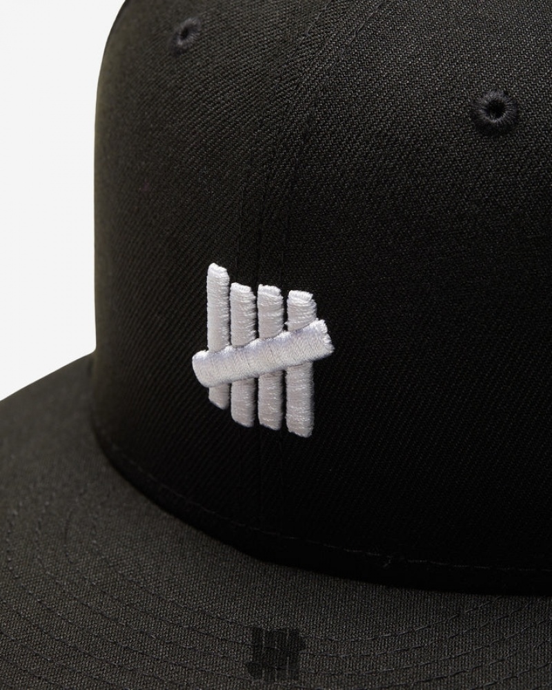 Undefeated Undftd UNDEFEATED X NE CHAINSTITCH FITTED Kopfbedeckung Schwarz | CZMGP-8523